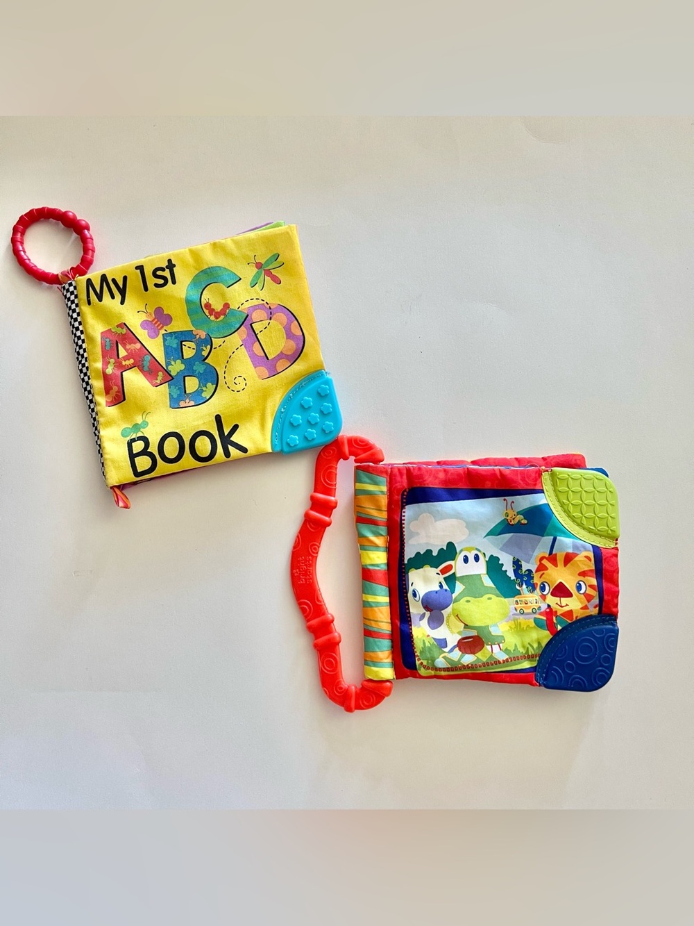 Bundle of 2 baby fabric crinkle toy books
